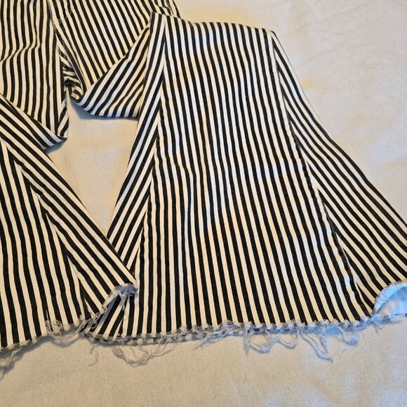 Blank Paige M Medium Womens Super Fit & Flare Raw Hem Jeans GUC Denim Collection - Picture 5 of 16